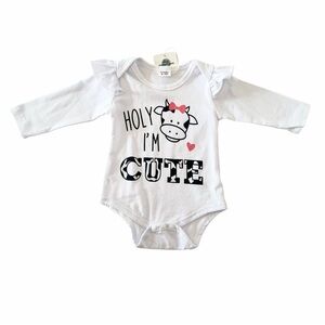 (NWT) PatPat White and Black Cow Print Graphic Bodysuit | Baby Girl 0-3 Months